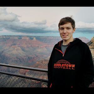 Meet your Posher, Daniel