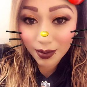 Meet your Posher, Maribel