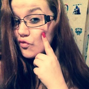 Meet your Posher, Shayla