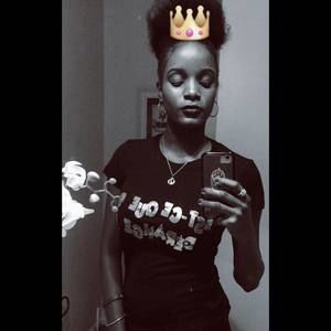 Meet your Posher, Nathalie