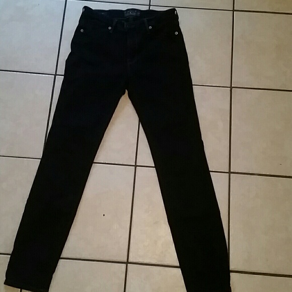 Lucky brand skinny jeans - Picture 1 of 3