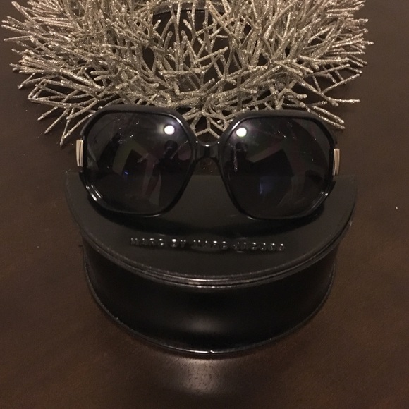 Marc by Marc Jacobs black sunglasses.