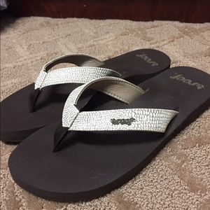 Reef flip flops