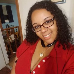 Meet your Posher, Trinia