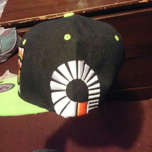 Akademiks snap back - Picture 4 of 4