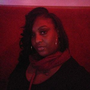 Meet your Posher, Denise