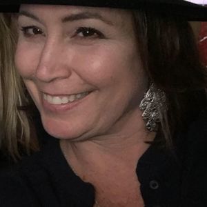 Meet your Posher, Cindy