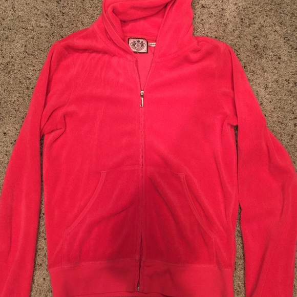 Cute Juicy zip up. Worn only a couple times!