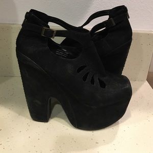 Jeffrey Campbell