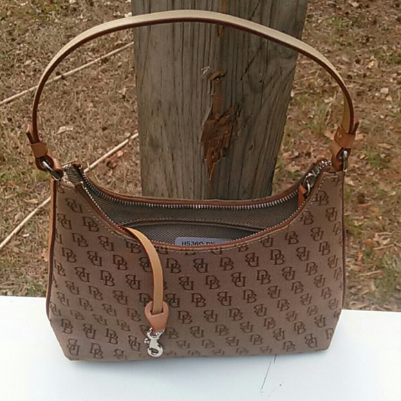 Dooney & Bourke mini hand bag