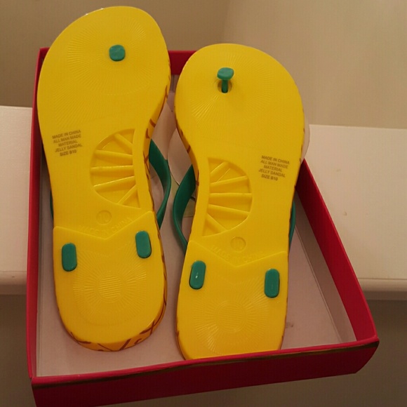 *** SOLD *** NIB! AUTH KATE SPADE FLIP FLOPS - Picture 4 of 4