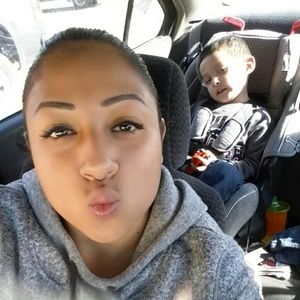 Meet your Posher, Aracely