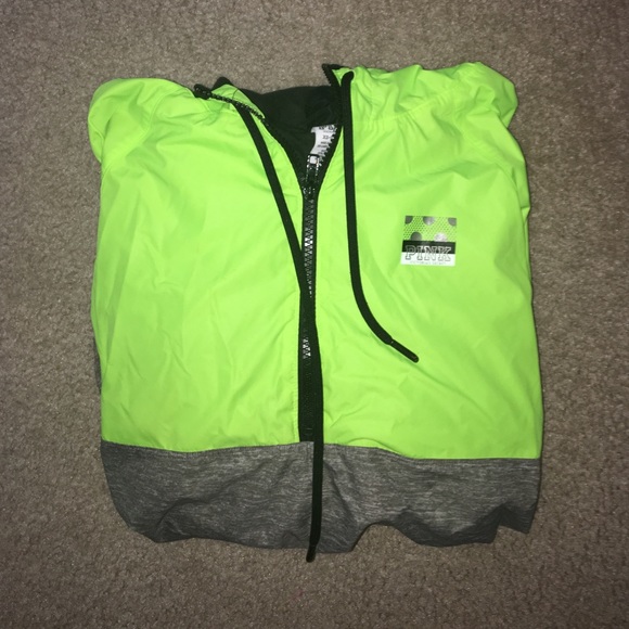 Vs rain coat