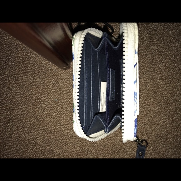 Sloane Ranger ID Wristlet - Picture 3 of 3