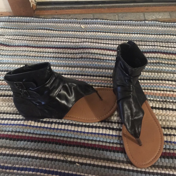 🌸SALE🌸 Sandals