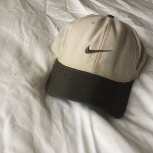 Vintage Nike Fitted Cap