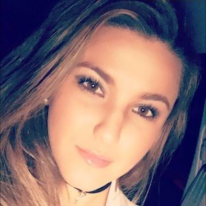 Meet your Posher, Annette