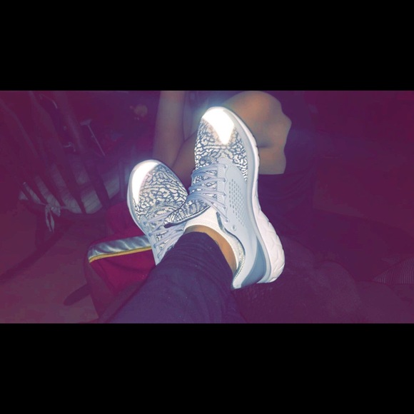 Jordan's - Picture 1 of 1