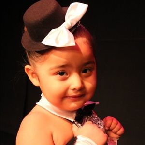 Meet your Posher, Ada