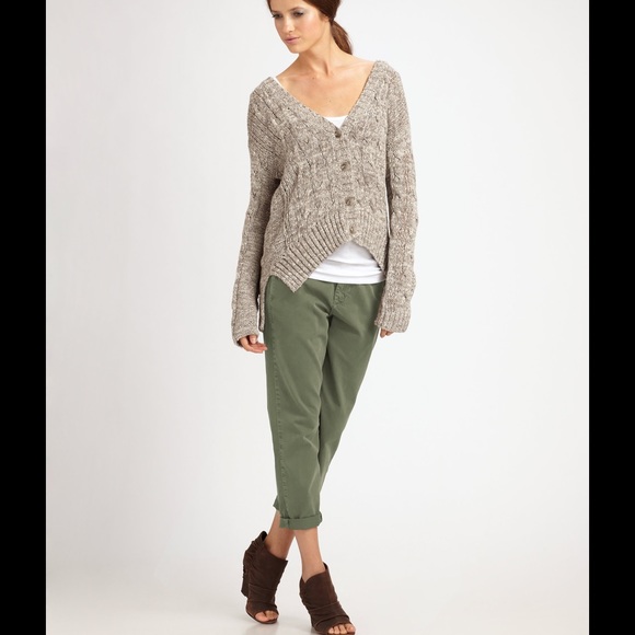 Vince chinos in olive size 4