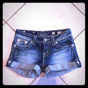 NWOT Miss Me Jean shorts. Size 26