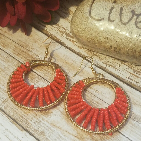 E650 Seed Beaded Wire Wrapped Hoop Drop Earrings - Picture 2 of 5