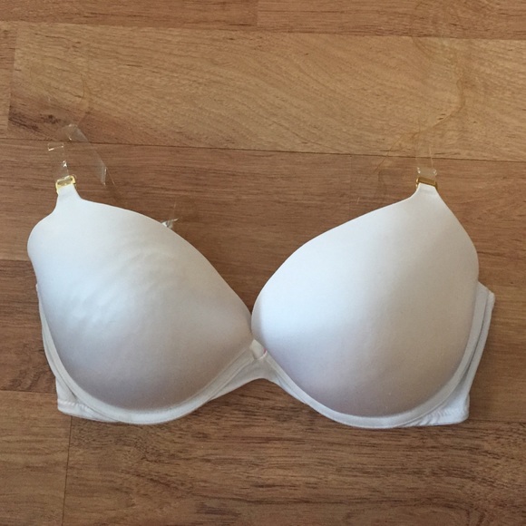 Very sexy 36DD push-up bra. In good condition!