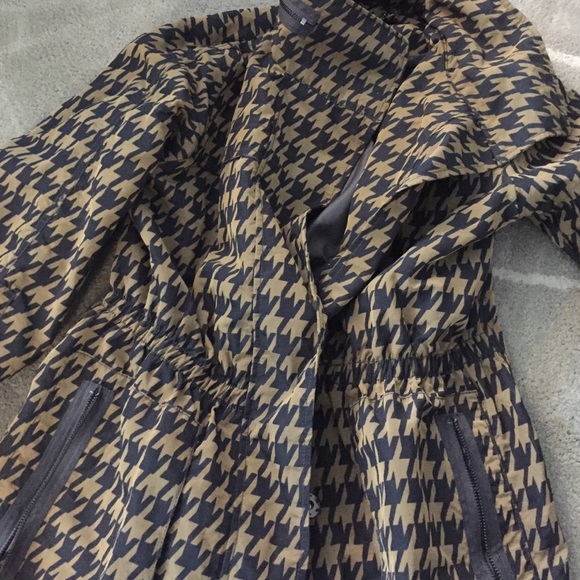 Fun Jacket - Picture 4 of 4