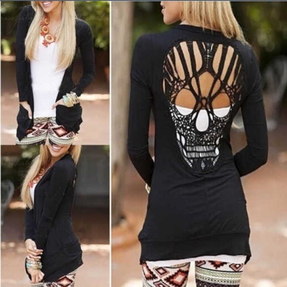 Sweaters - SALE ✨Skull Cardigan ✨