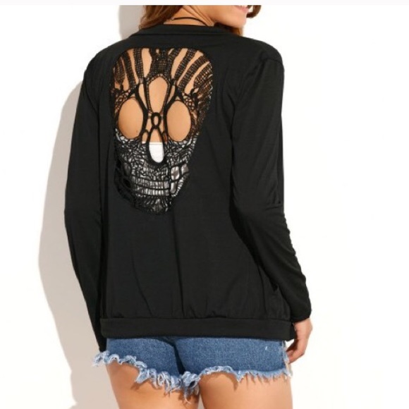 SALE ✨Skull Cardigan ✨ - Picture 3 of 3