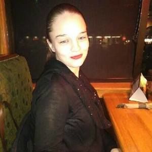 Meet your Posher, Justine