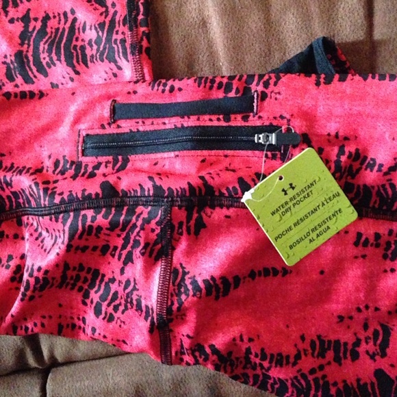 Under Armour leggings. - Picture 2 of 2