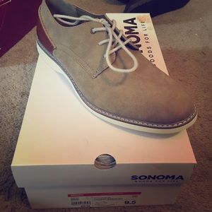 Men's tan shoe BRAND NEW