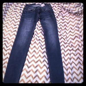 Hollister light wash Straight Leg/Skinny Jeans