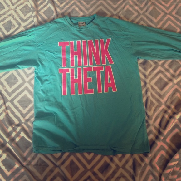 Large Theta long sleeved tee Comfort Colors