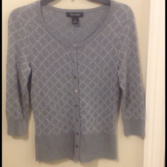 Lightweight sweater