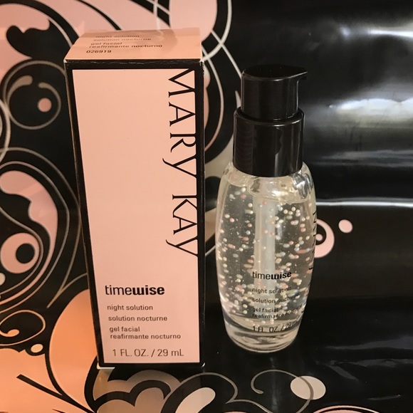 ON SALE! Mary Kay Night Solution