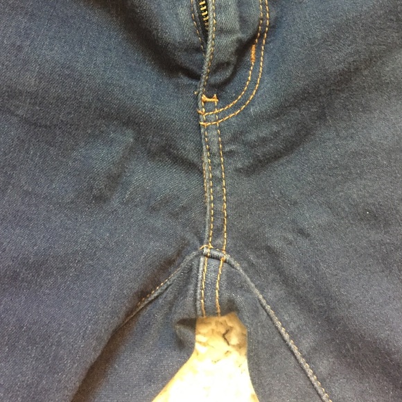 Jeans *lightly worn* - Picture 2 of 2