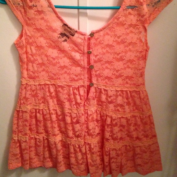 Lace shirt - Picture 2 of 2