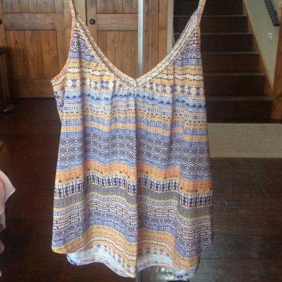 ‼️‼️‼️H&M patterned tank - Picture 2 of 4