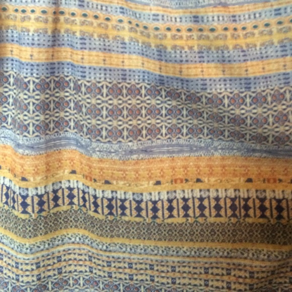 ‼️‼️‼️H&M patterned tank - Picture 3 of 4