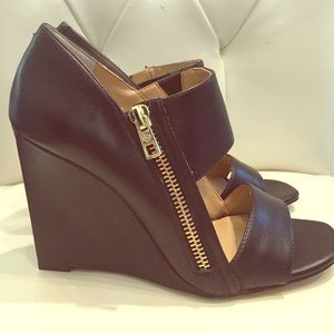 Ann Taylor leather wedges