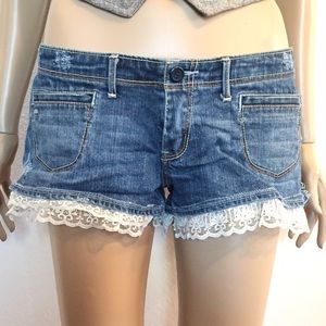Cute Size 7 Hollister Shorts
