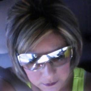 Meet your Posher, Nora