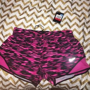 Nike Shorts! BRAND NEW! Tag still on them!!!