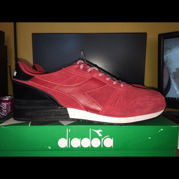 Diadora Titan Suede