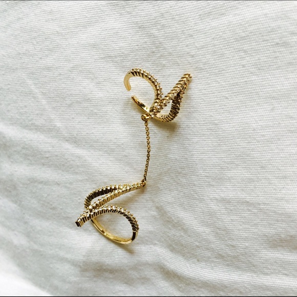 BCBGMaxAzria Jewelry - BCBGMAXAZRIA Gold Pave Double Ring -Size 7
