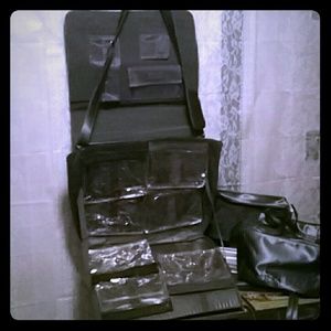 3 pc "Mary Kay " inbose professional carriers