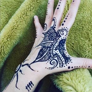 Meet your Posher, Dani