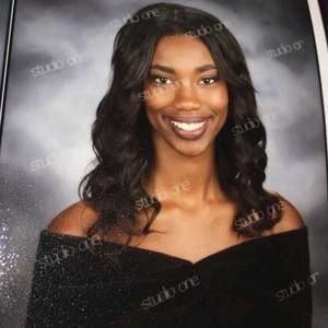 Meet your Posher, Dee dee